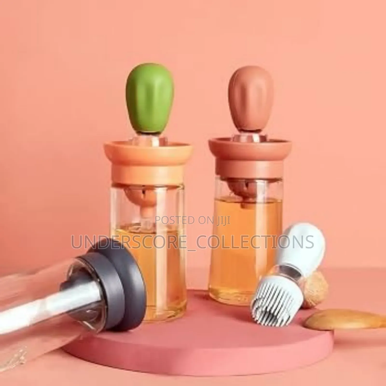 Head Oil Dispenser