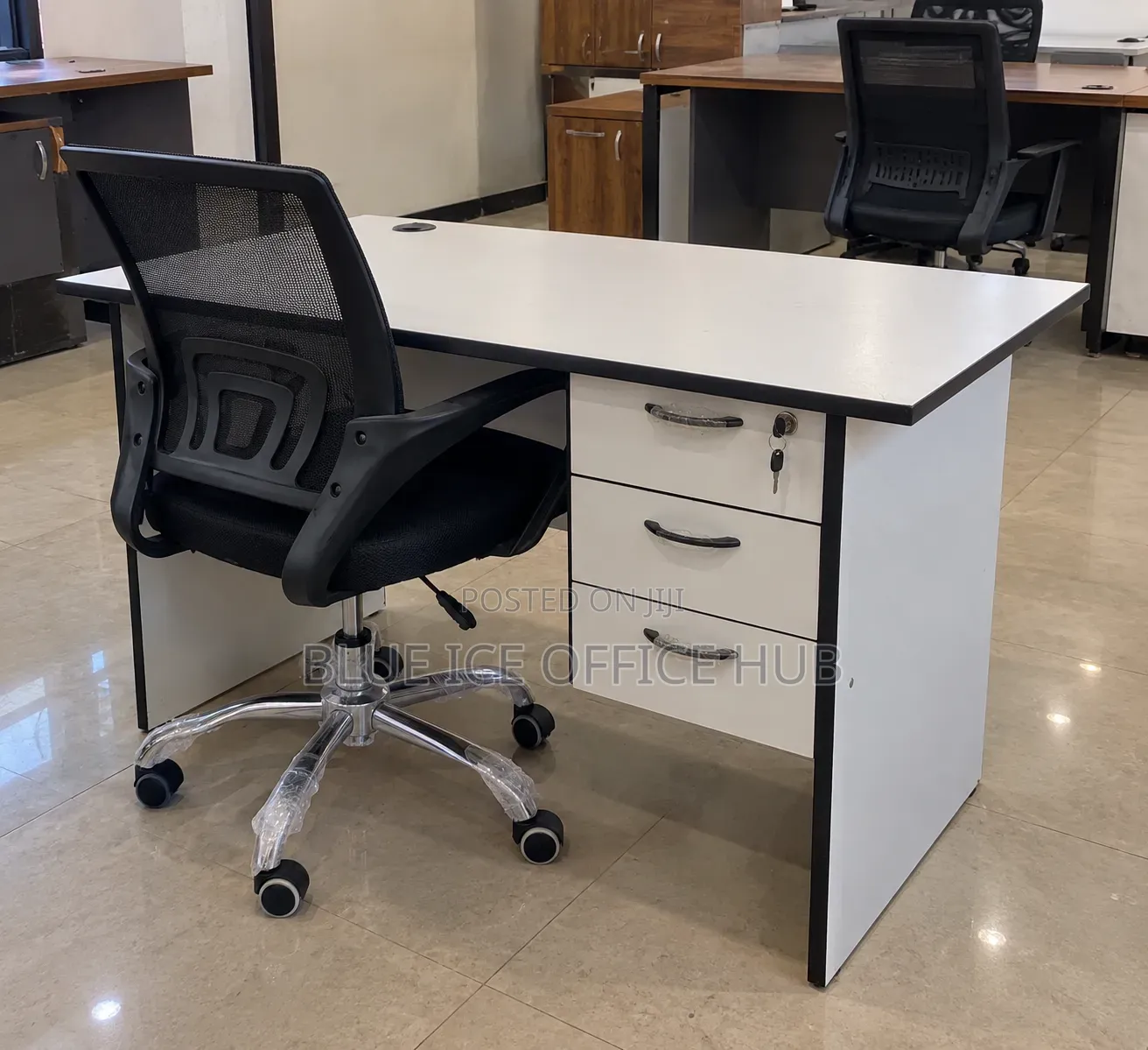 White Office Desk With 3 Drawers – Modern Computer Workstation
