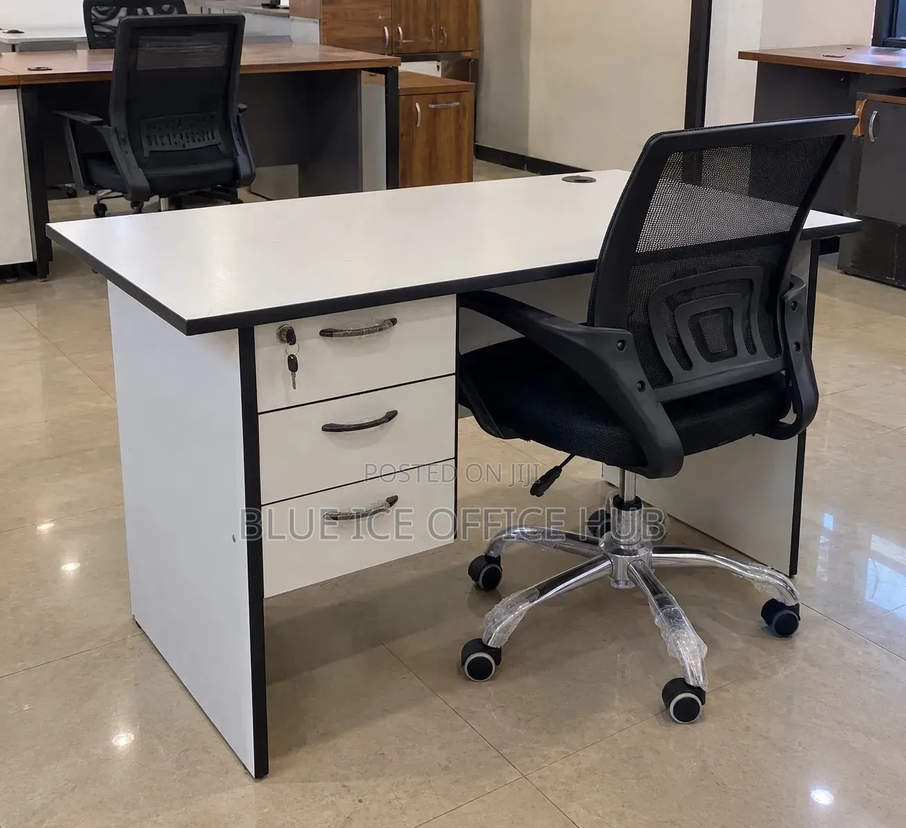 White Office Desk With 3 Drawers – Modern Computer Workstation