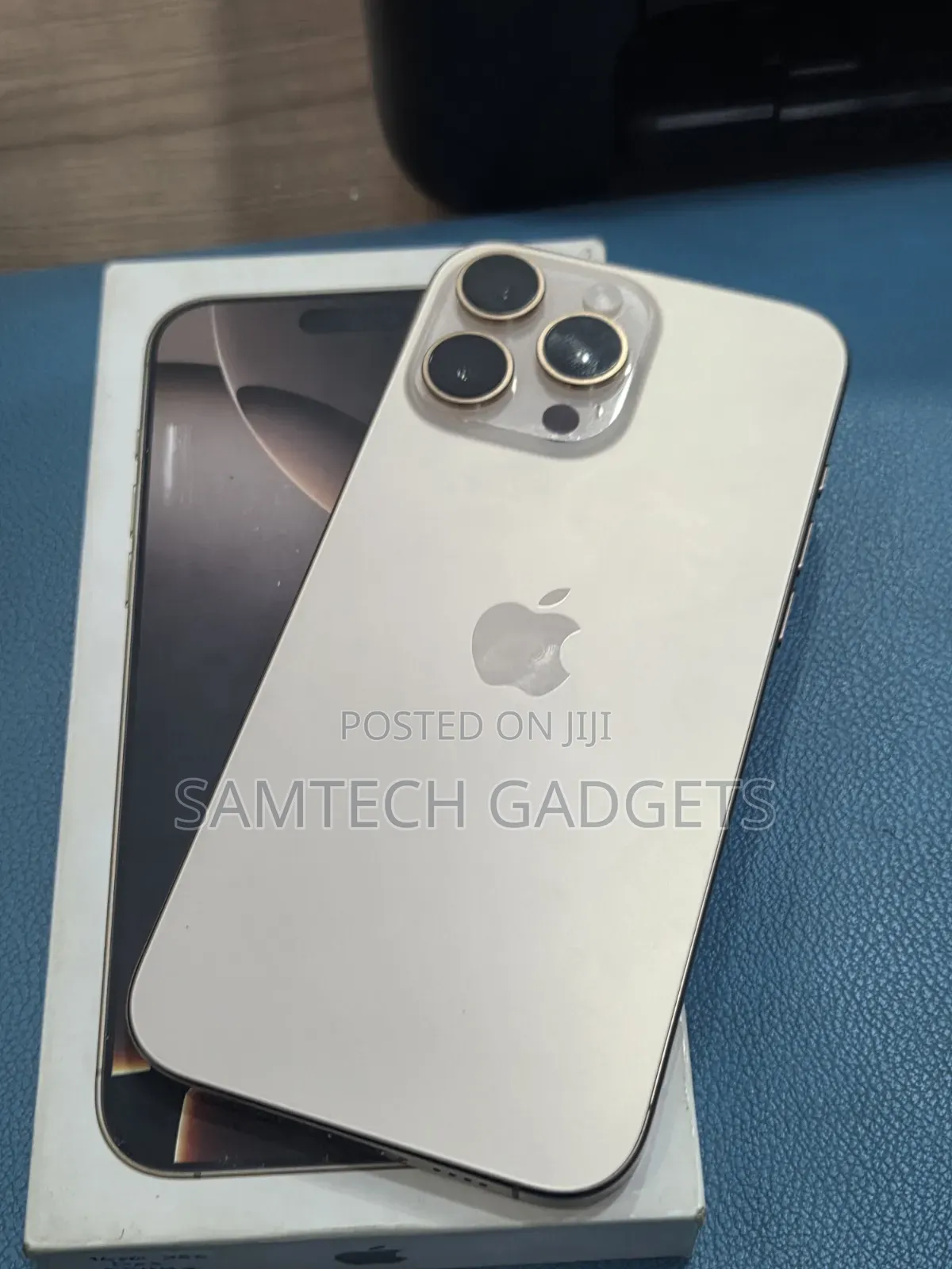 Apple iPhone 16 Pro Max 256 GB Gold
