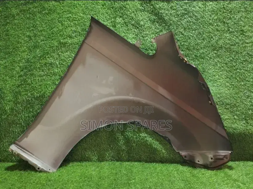 Fender/Wing Lh Toyota Spade Ncp141 2013