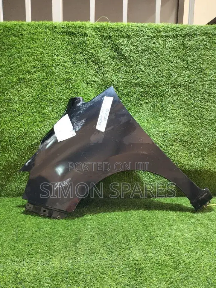 Fender/Wing Lh Suzuki Solio Bandit 2015