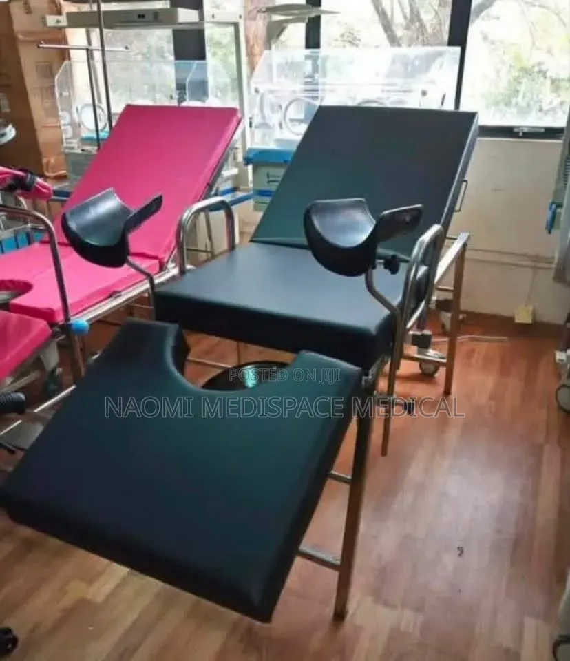 Durable Locally Made Delivery Bed With Receiver and Stirrups