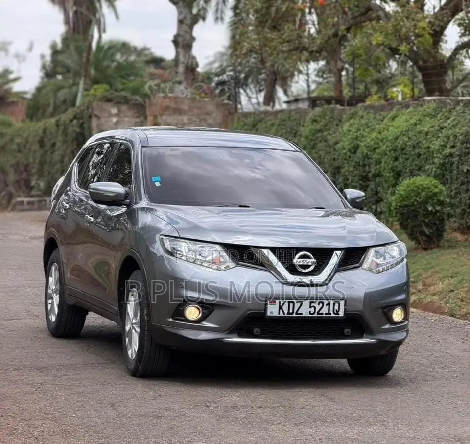 Nissan X-Trail 2015 Gray