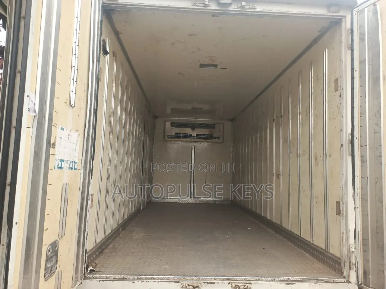 Vehicle for Hire/ Cargo Transportation Services