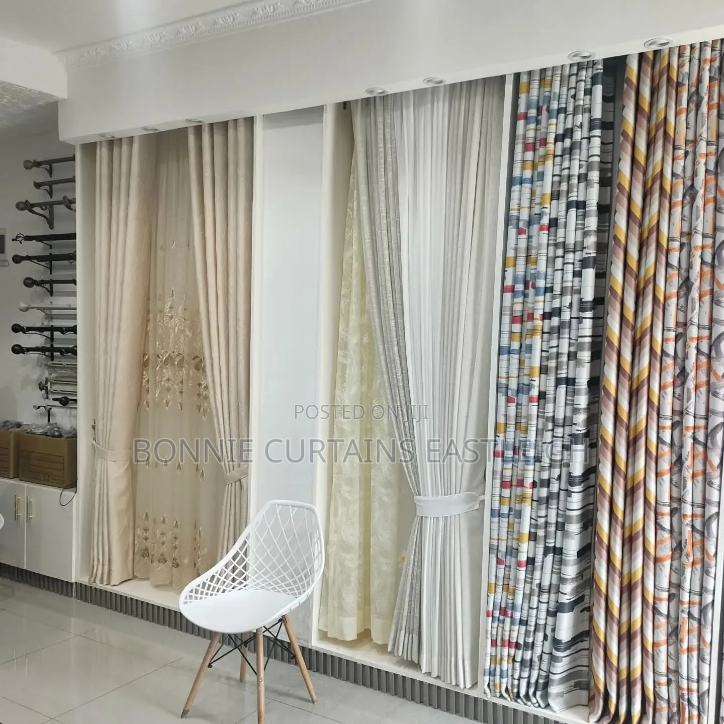 Gold High Quality Curtains and Blige for Rings