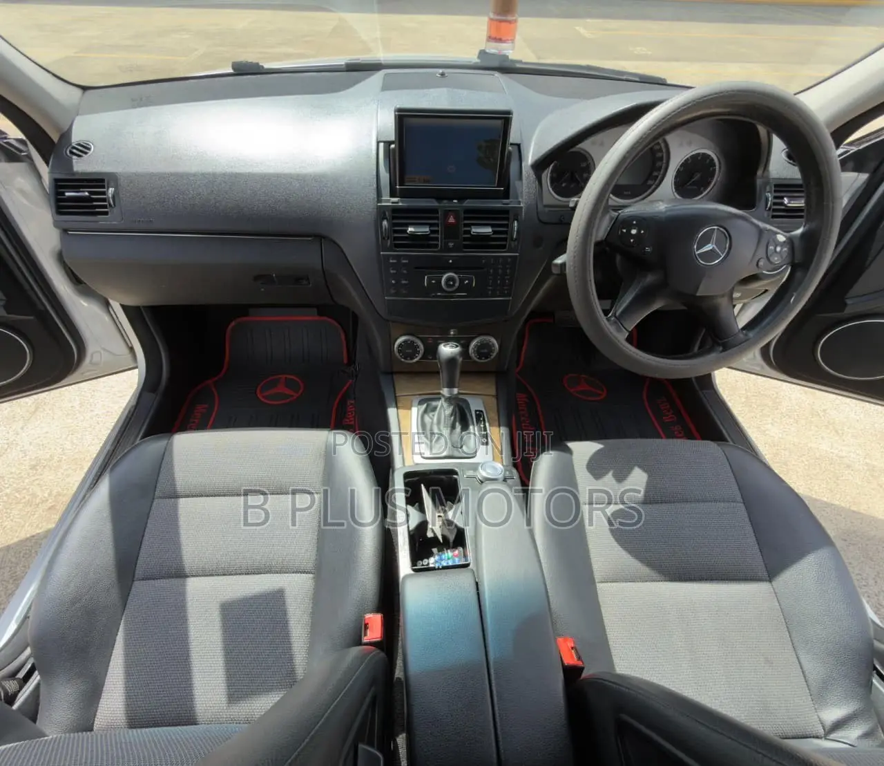 Mercedes-Benz C200 2009 Silver