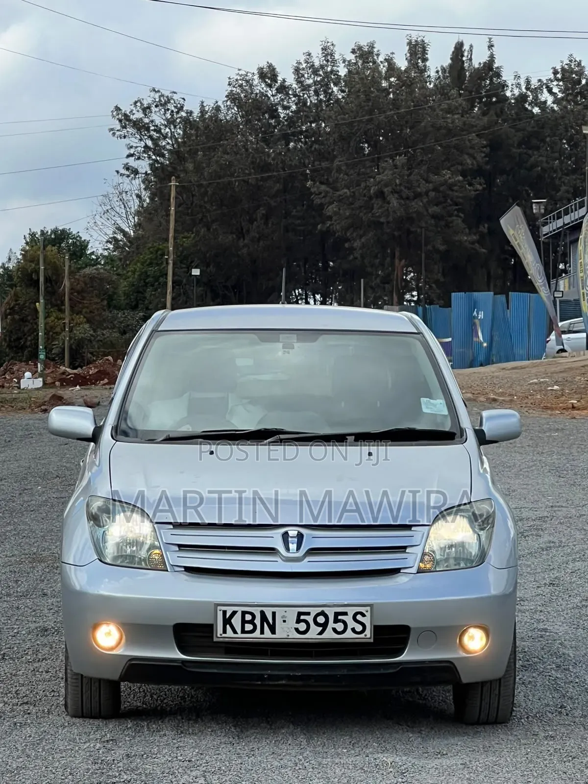 Toyota IST 2005 Silver