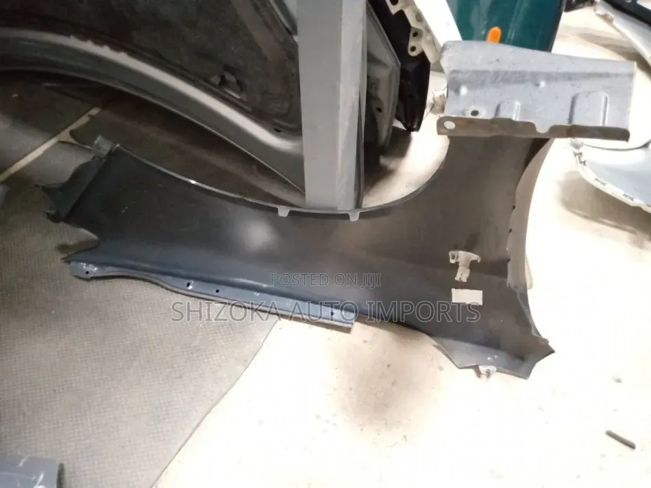 Fender Lh Subaru Impreza Gh3 2009