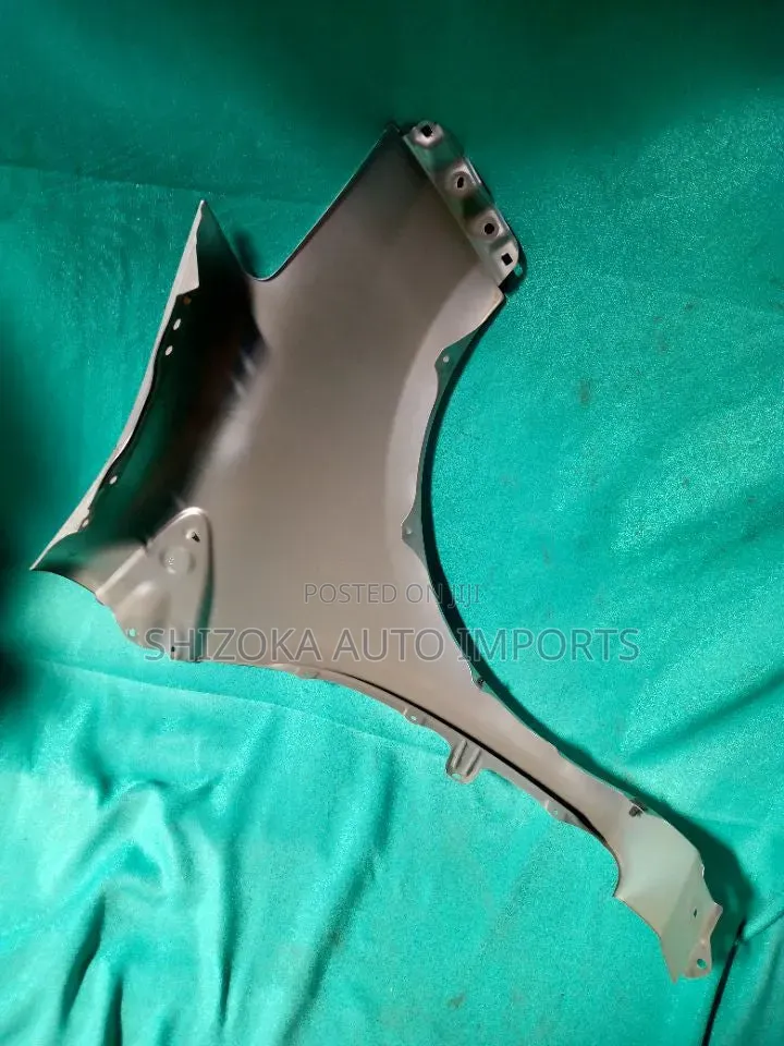 Fender Lh Toyota Vitz Nsp130 2015