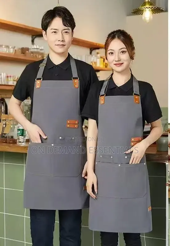 Chef Apron With Pockets and Leather Straps