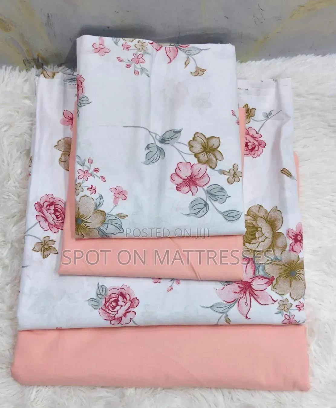 6PC 7X8 100% Cotton Fitted Bedsheets. Elastic Thus Can Fit a 5X6 & 6X6