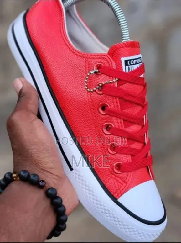 Range of Colors Converse Leather Sizes 37-44