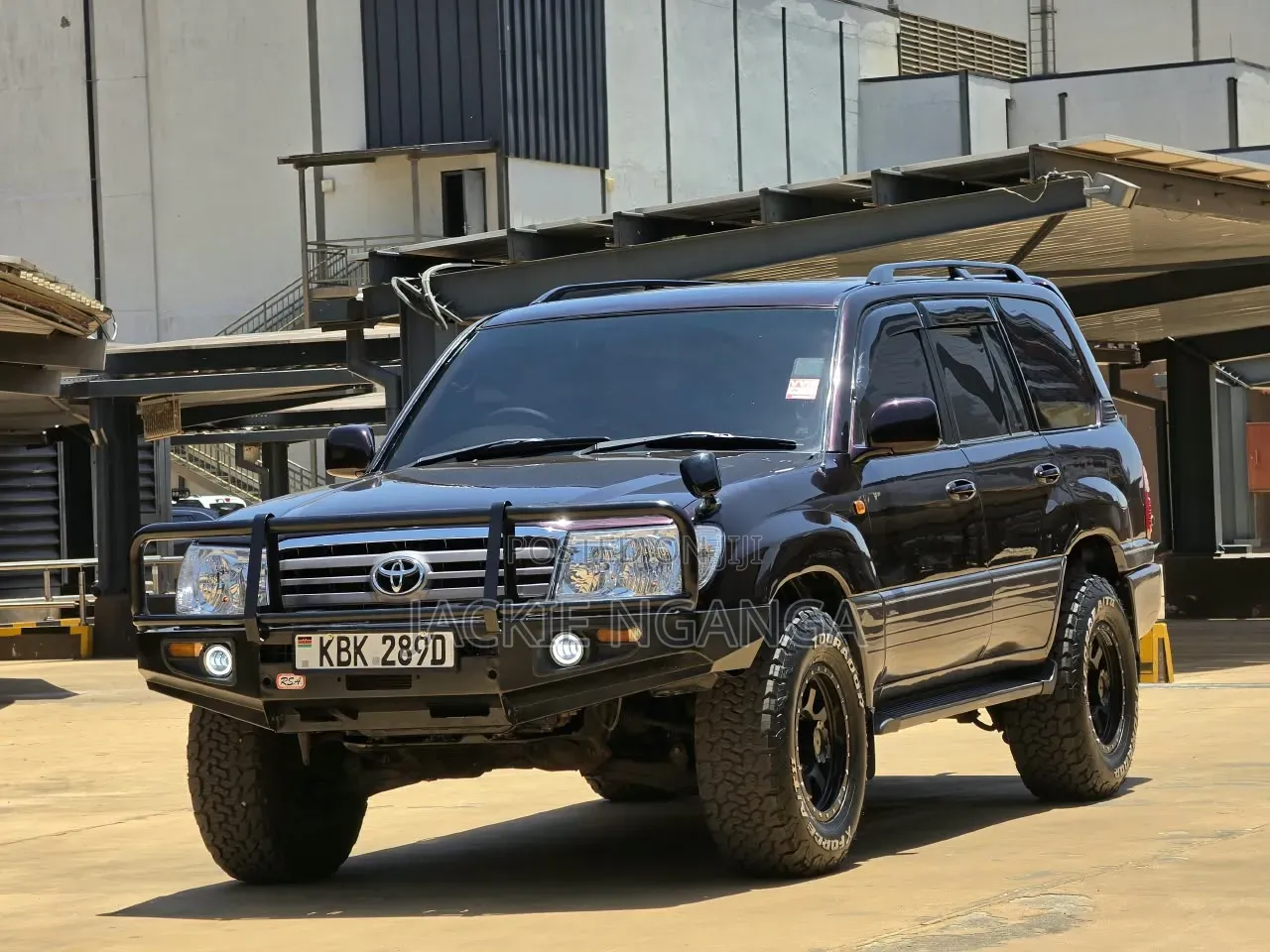 Toyota Land Cruiser 2005 Maroon