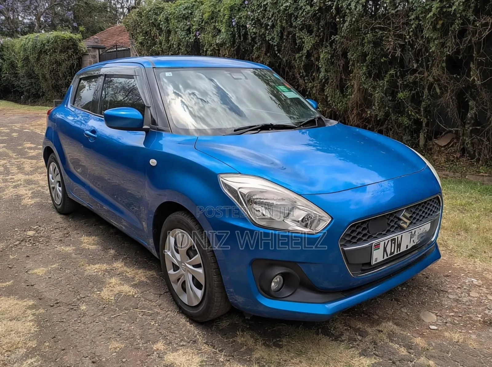 Suzuki Swift 2018 Blue