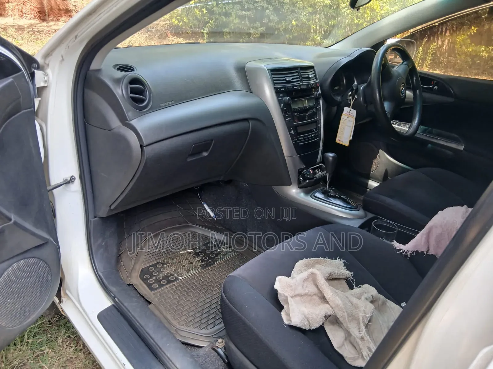Toyota Caldina 2004 White