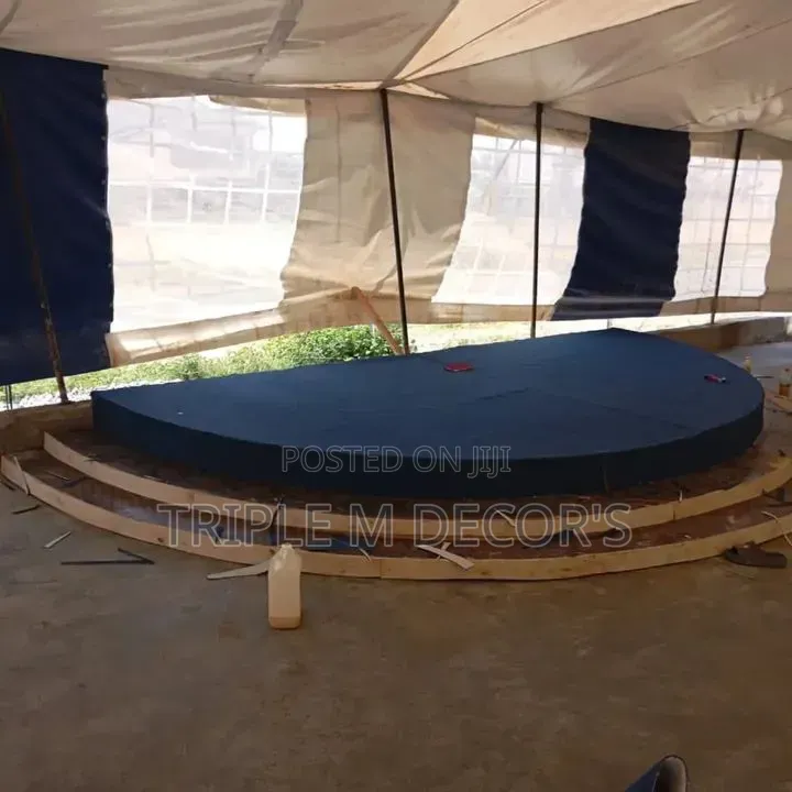 Quality 4mm Deep Blue Delta Floor Carpet for Church Pulpit