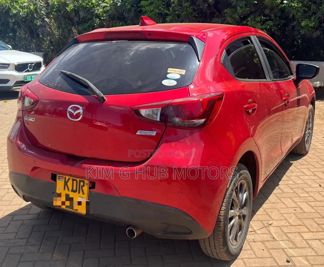 Mazda Demio 2017 Red