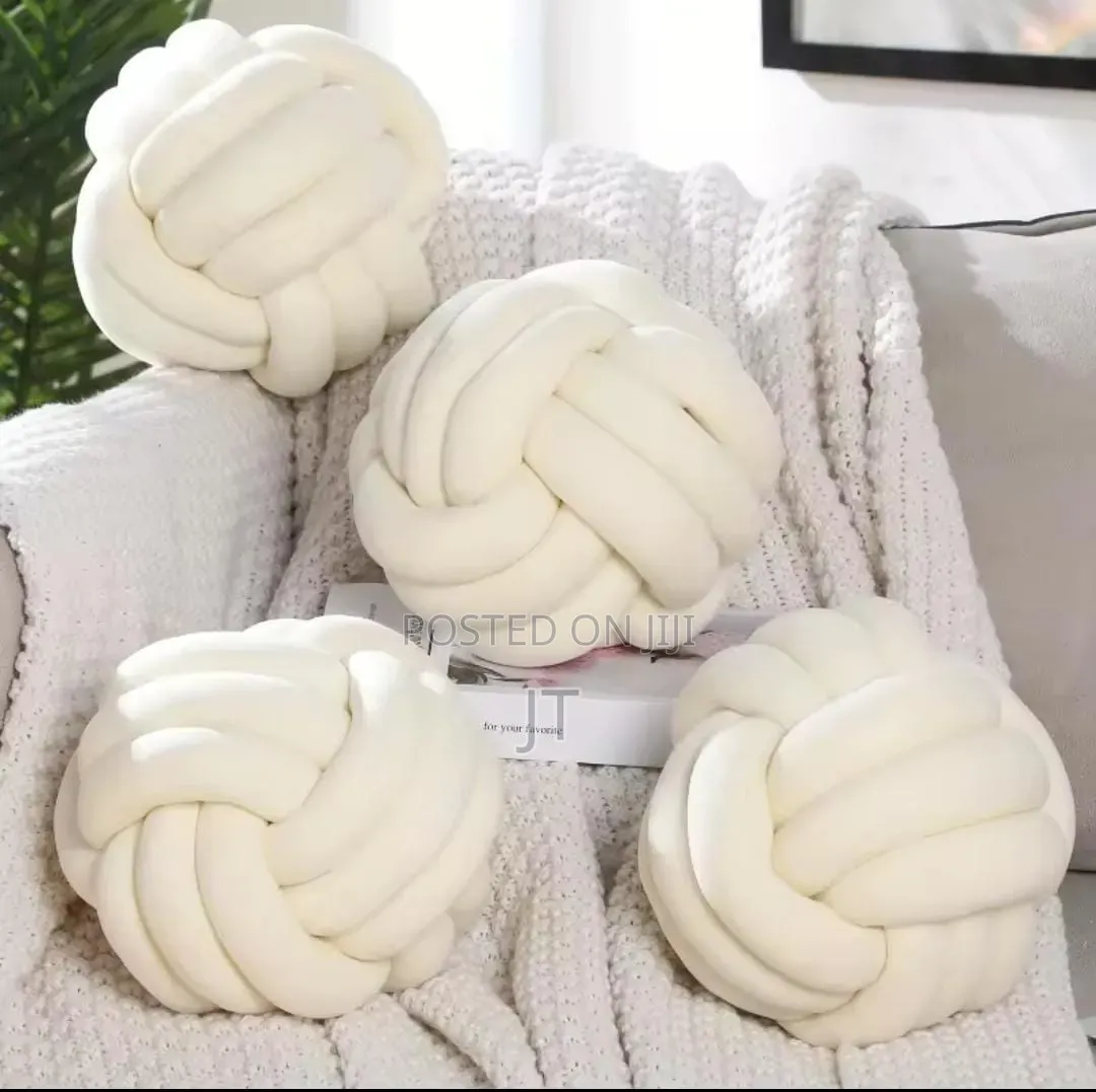 Knot Pillow Round Ball Home Decor Cushion 28CM Diameter Size)