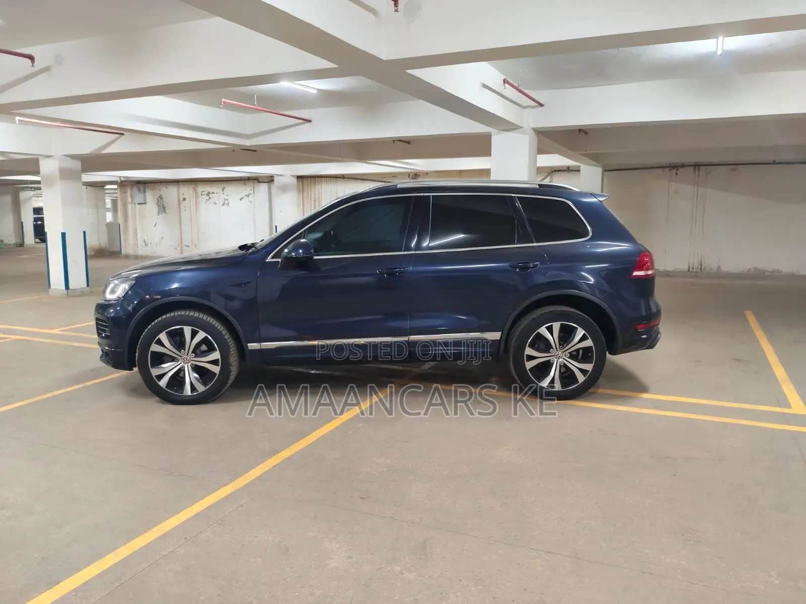 Volkswagen Touareg 2015 Blue