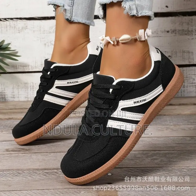 New Ladies Fashion Walking Shoes
