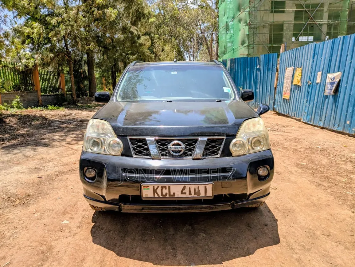 Nissan X-Trail 2.0 Petrol XE 2010 Black