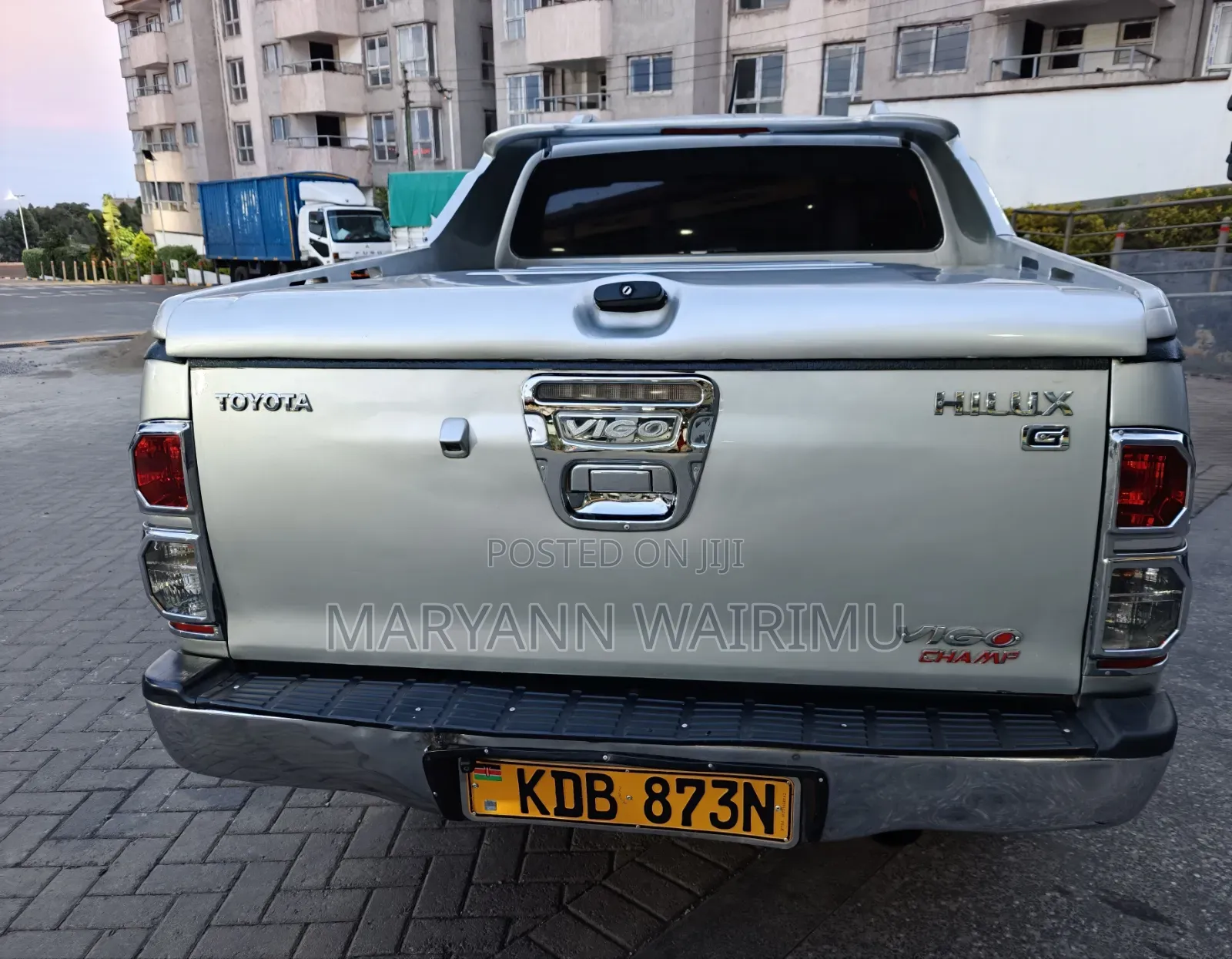 Toyota Hilux 3.0 D-4D 4x4 2013 Silver
