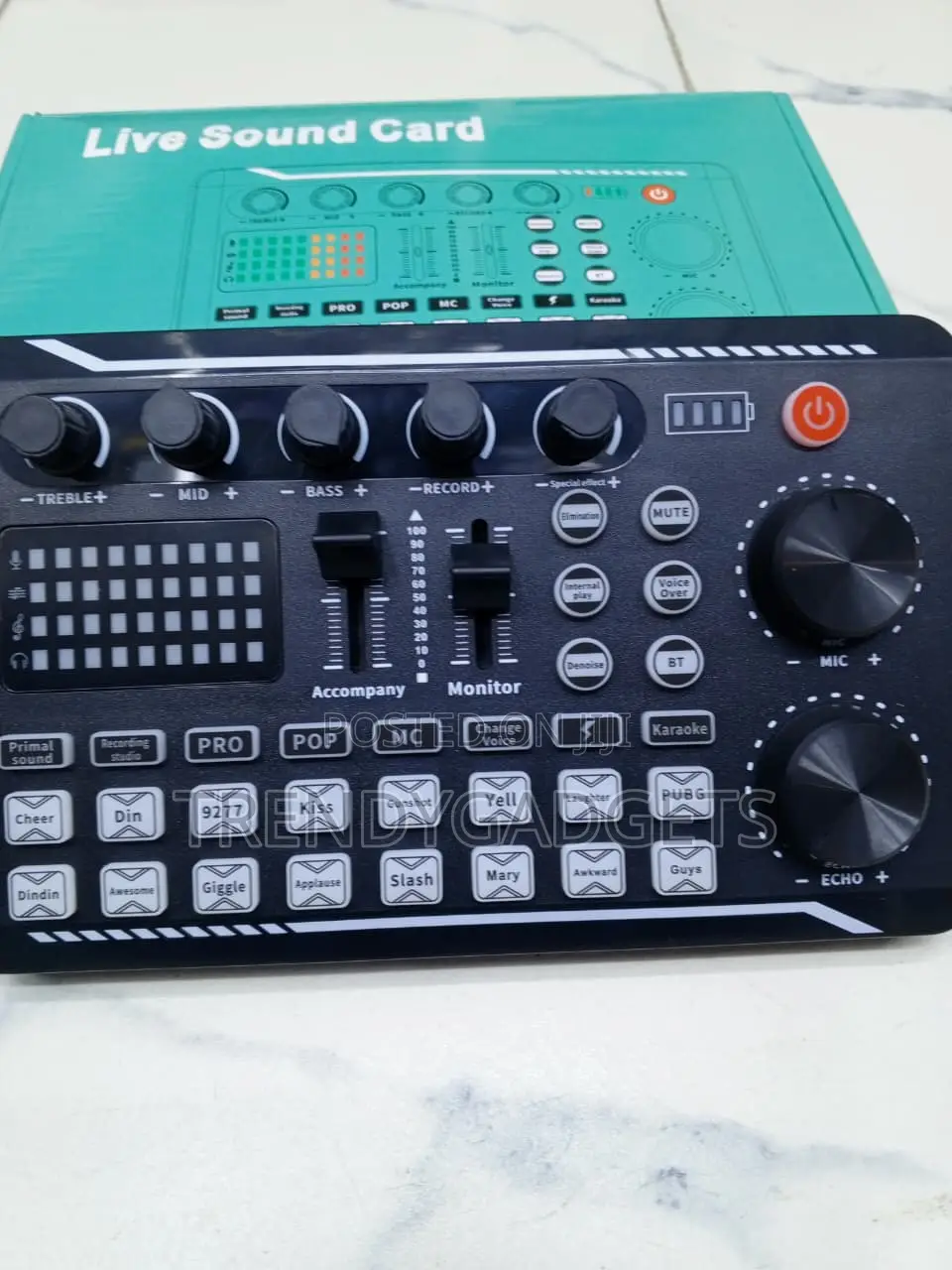 F998 Portable USB-C Sound Card Mixer for Content Creators