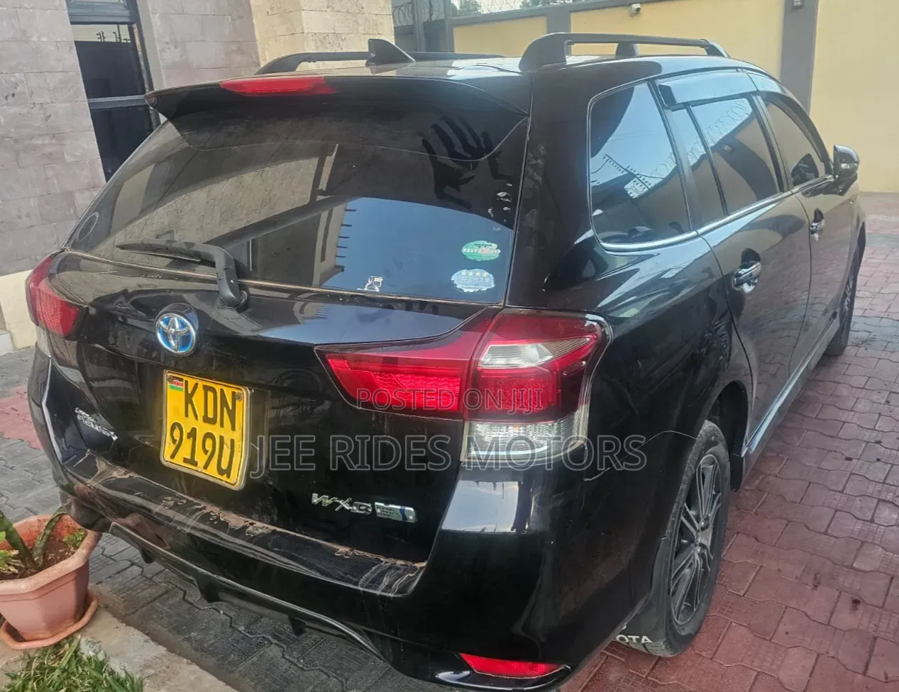 Toyota Corolla Fielder 2016 Matt Black