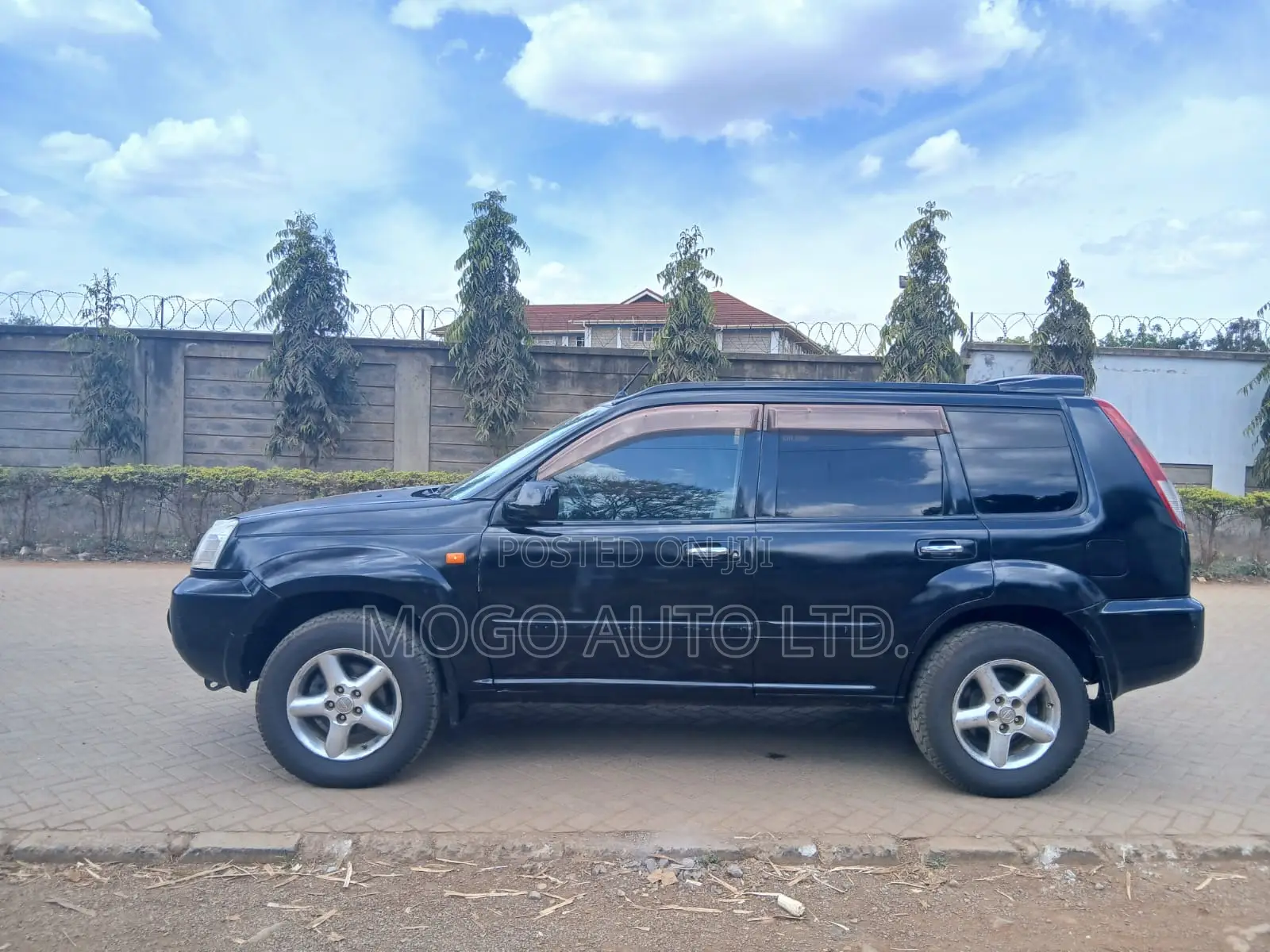Nissan X-Trail 2003 Black