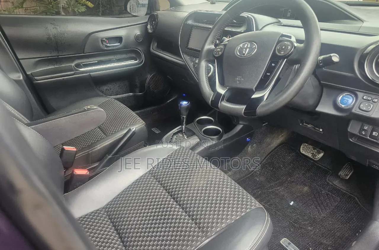 Toyota Aqua 2018 Purple