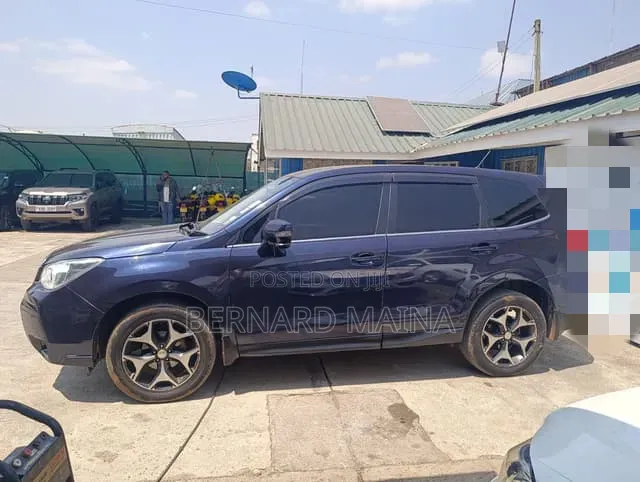 Subaru Forester 2.0XT Premium 4dr SUV AWD (2.0L 4cyl Turbo CVT) 2014