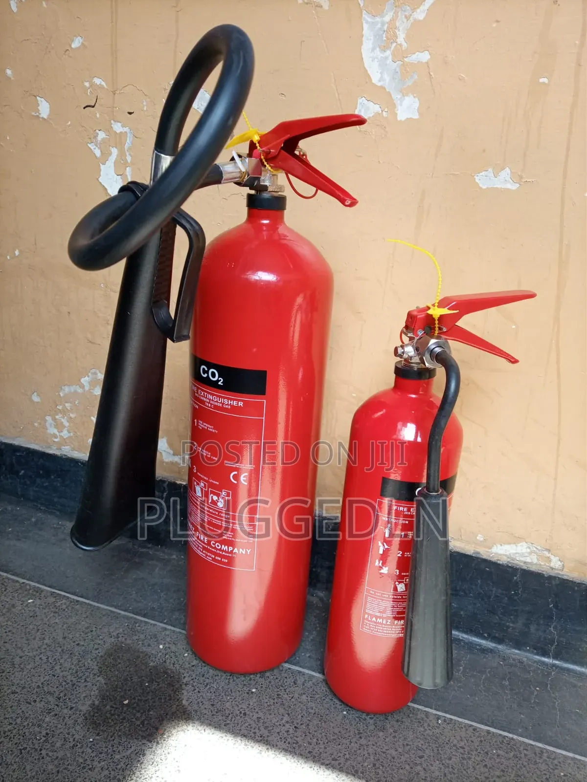 Carbon Dioxide Fire Extinguisher- 2KGS
