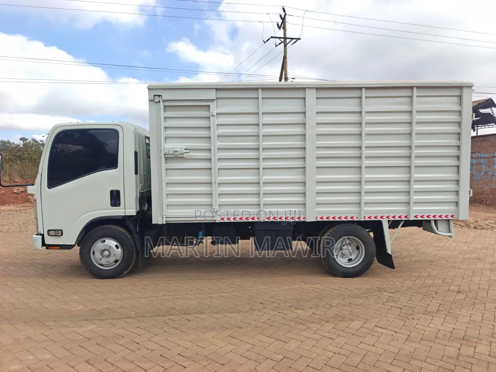 Isuzu NMR Lorry