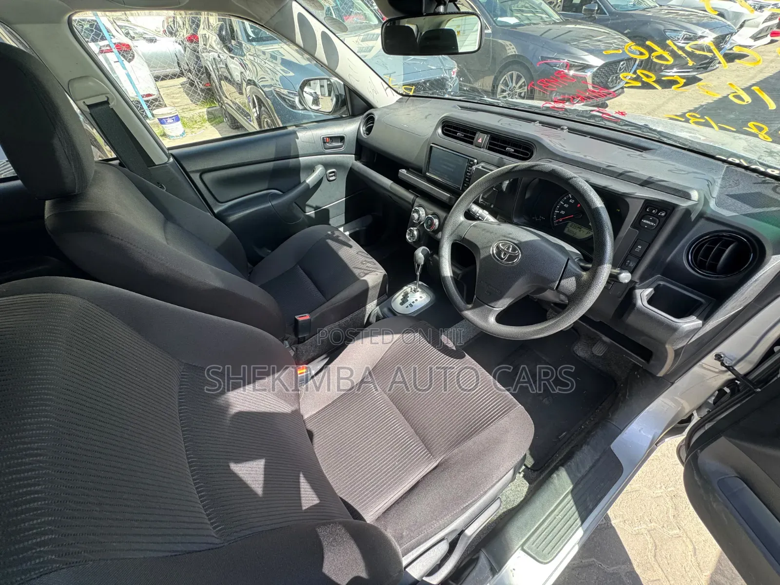 Toyota Probox 1.5 DX Comfort 2WD 2020 Silver