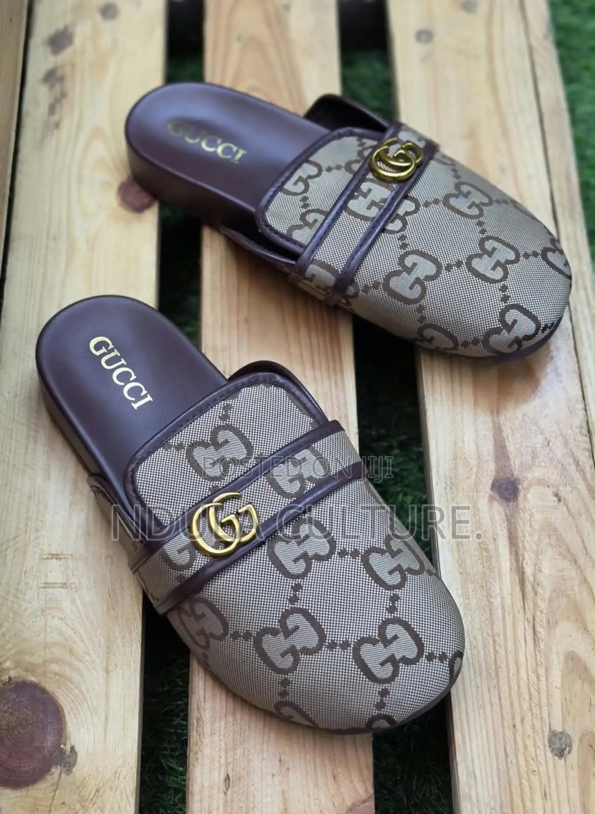 Gucci Slip~ on Mules