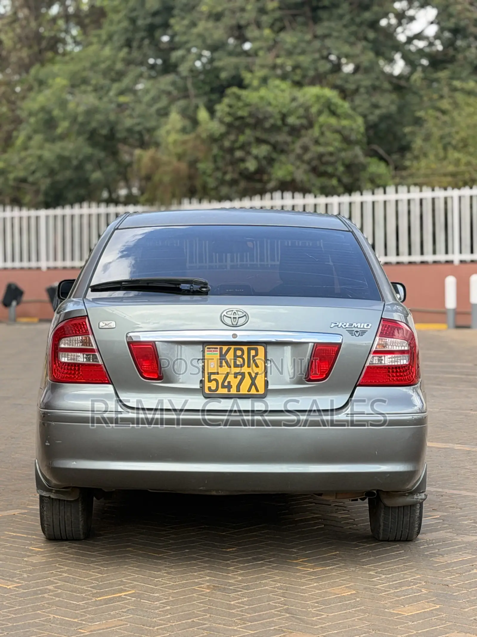 Toyota Premio 2005 Gray