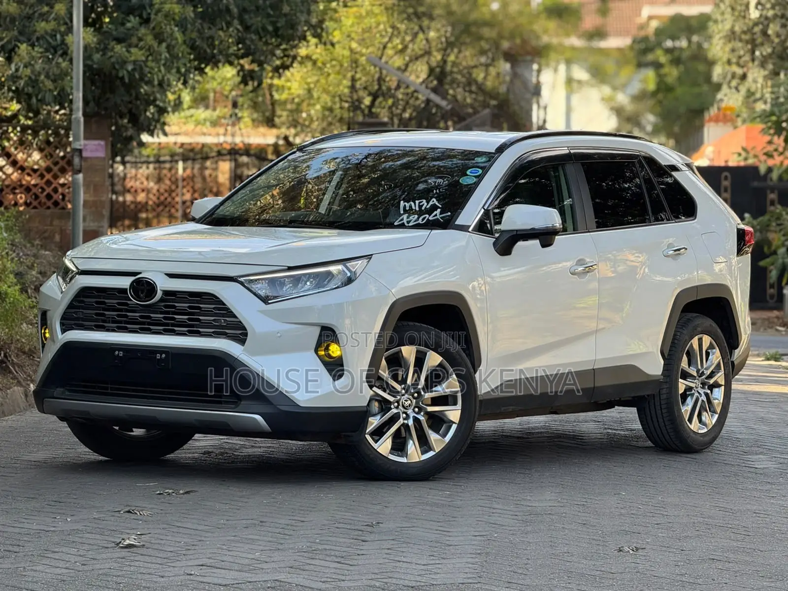 Toyota RAV4 2019 Pearl
