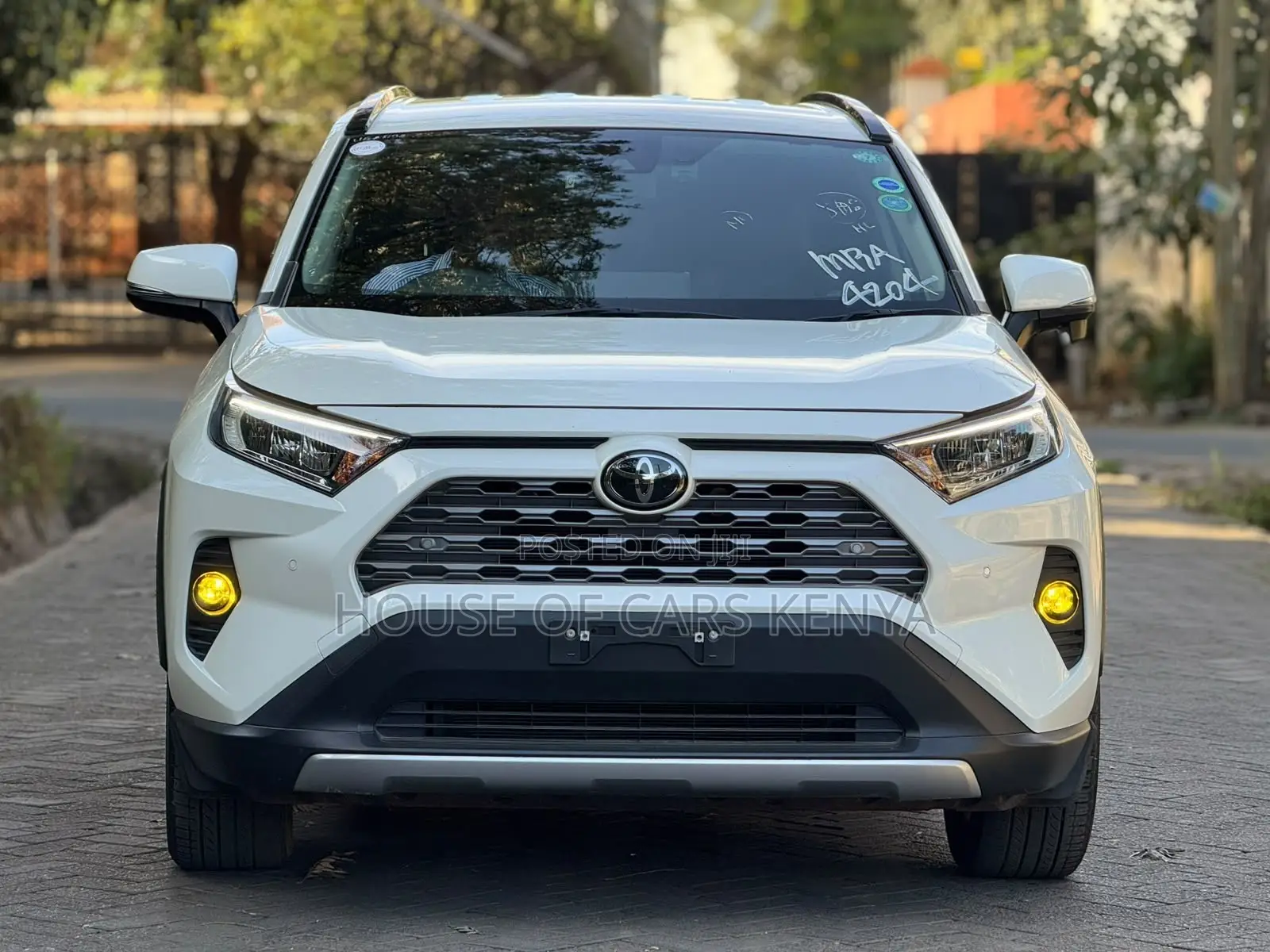 Toyota RAV4 2019 Pearl
