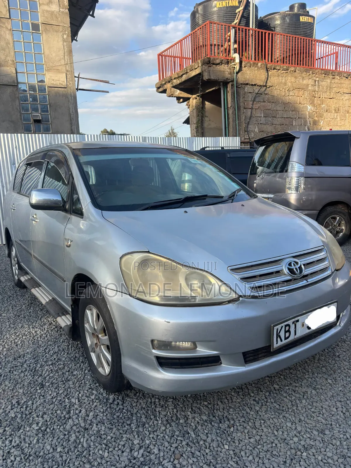 Toyota Ipsum 2005 Silver