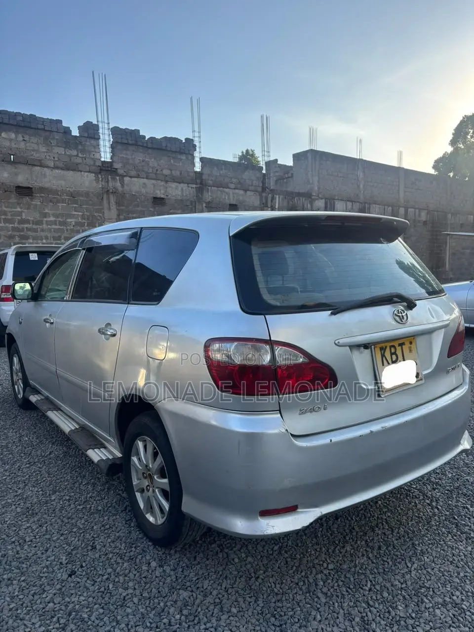 Toyota Ipsum 2005 Silver