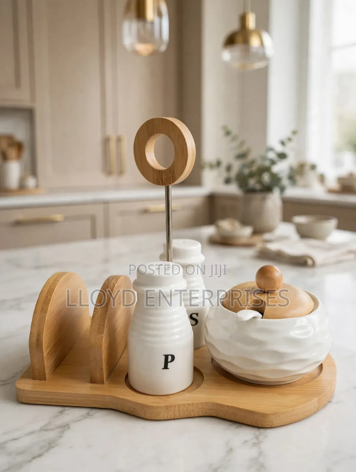 *Salt, Pepper,Sugar Dish + Serviette Holder