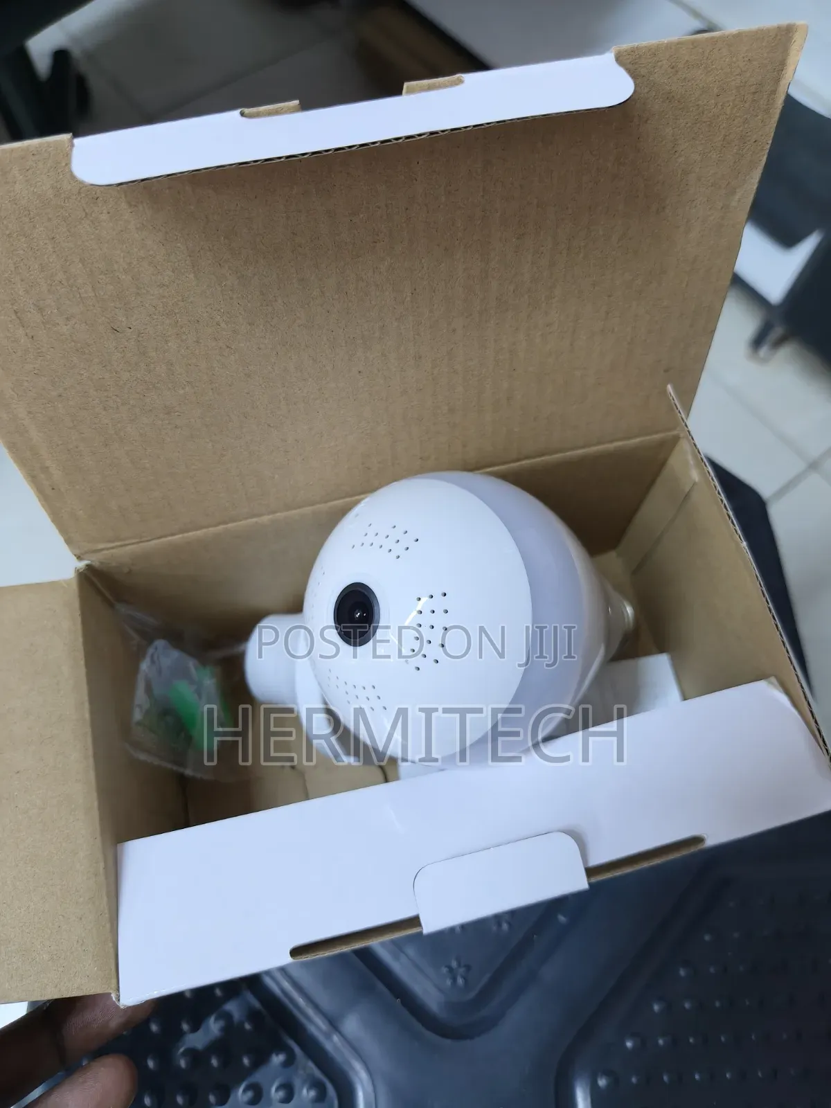 Smart Panoramic Bulb Camera for Wide-Angle Security
