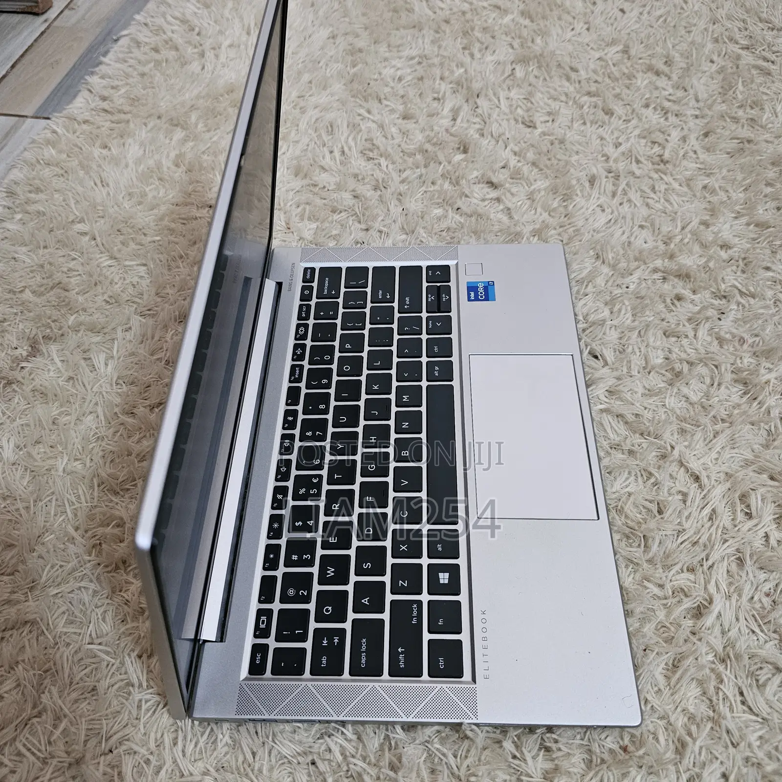 Laptop HP EliteBook 830 G8 8GB Intel Core i7 SSD 512GB
