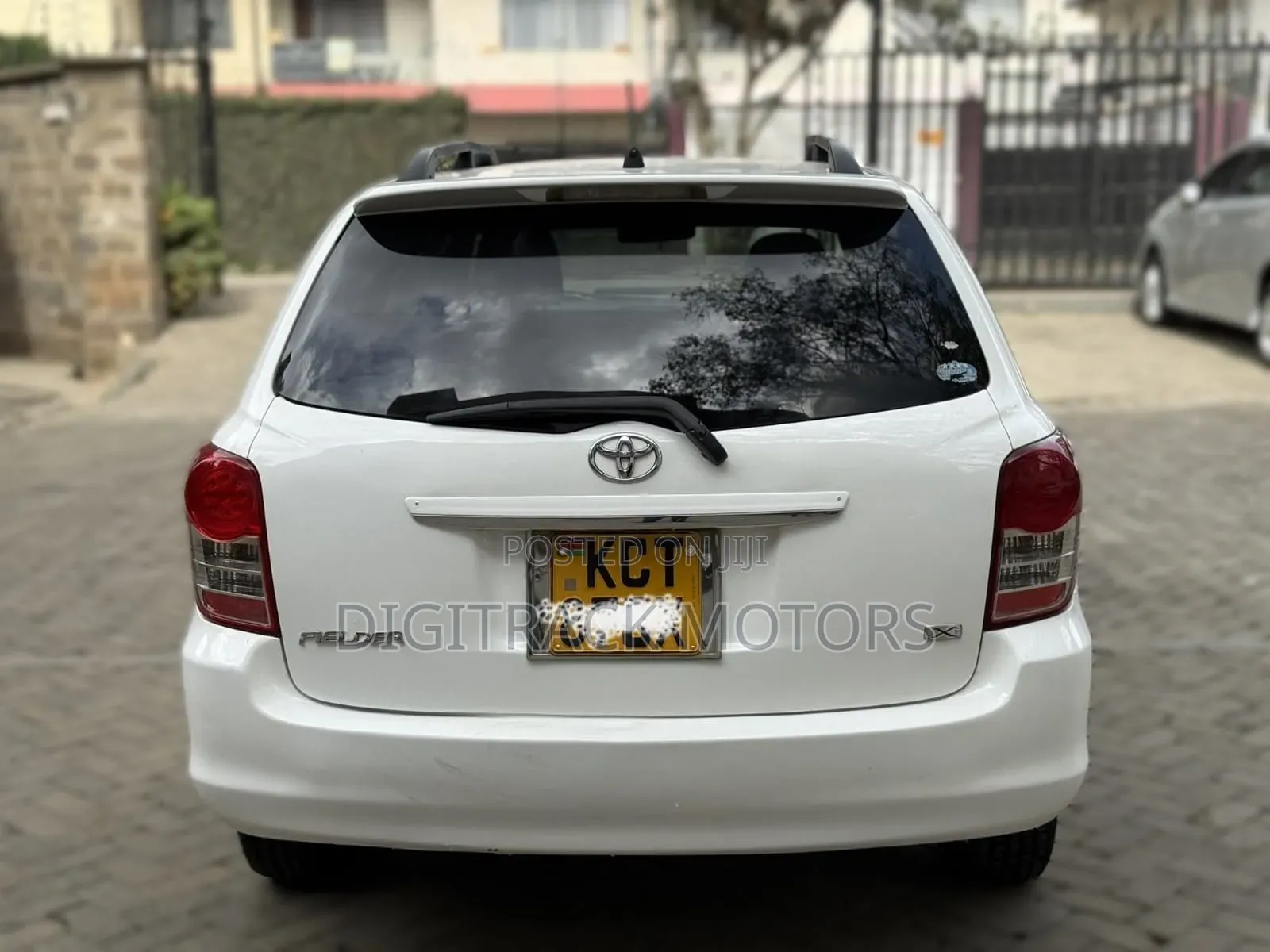Toyota Corolla Fielder 2012 White