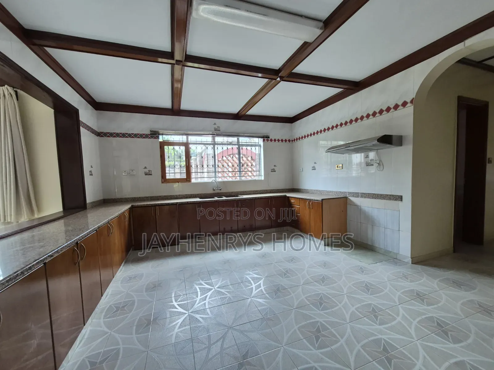 5bdrm House in Runda for rent