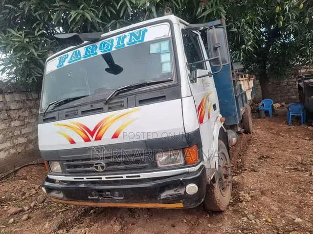 Tata
LPT 1518 Cab / Chassis