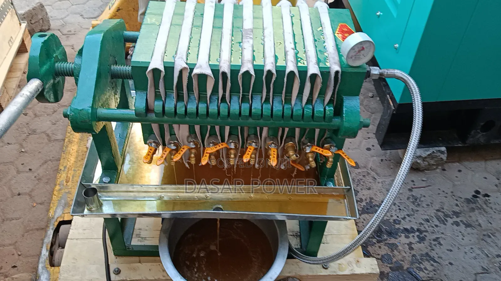Commercial Oil Filter Machine.