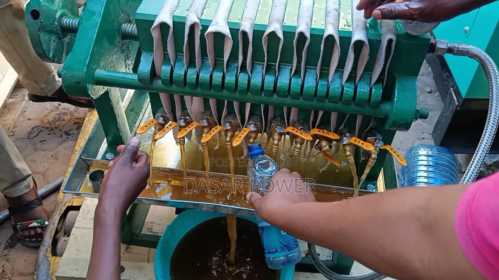 Commercial Oil Filter Machine.