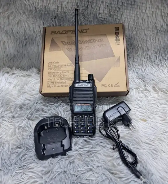 Baofeng BF-UV82 Dual-Band 5W VHF/UHF Handheld Radio